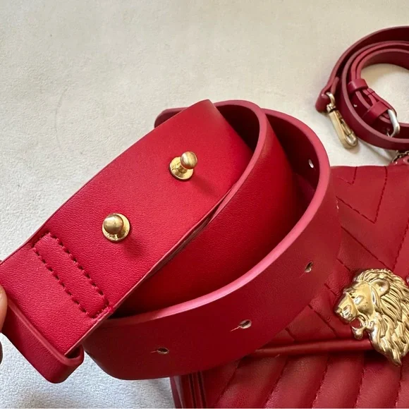 SOLD Zara Crossbody and Fannypack - Picture 11 of 16